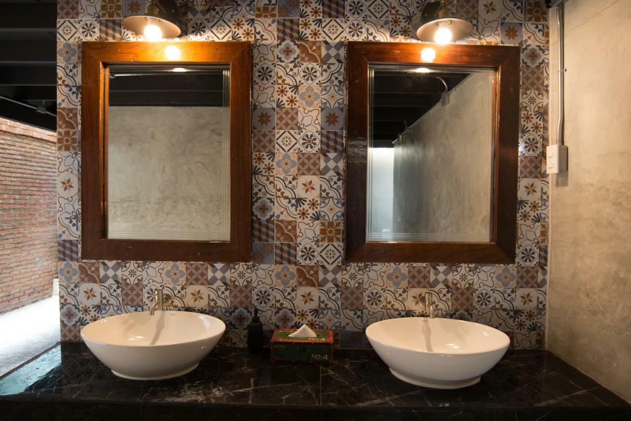 Sawatdee Guesthouse The Original Bangkok Ngoại thất bức ảnh